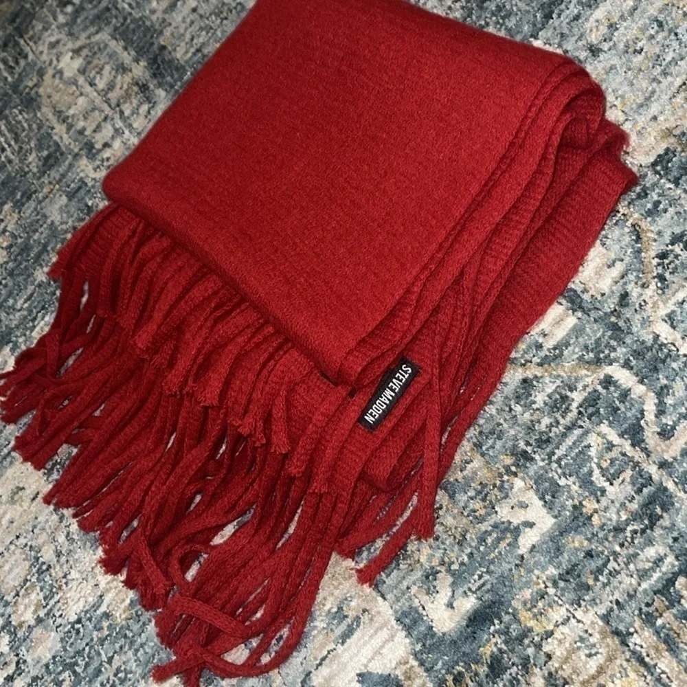 NWOT STEVE MADDEN ORANGE RUST 🧣 SCARF